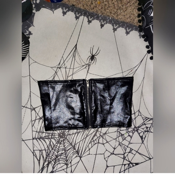 Dolls Kill Faux Leather Zipper Bandaue (S)(NWOT) - Picture 2 of 4